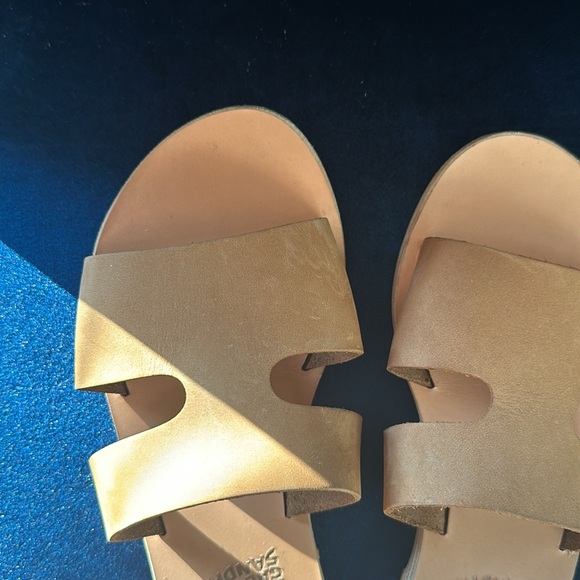 Ancient Greek Sandals - Picture 3 of 5